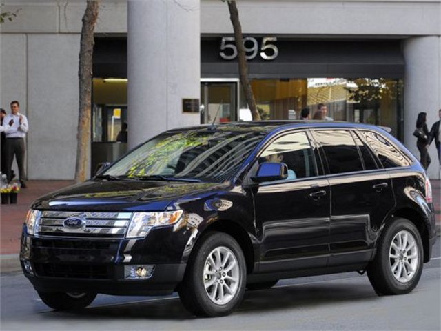 Автомобиль Ford Edge