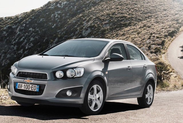 Автомобиль Chevrolet Aveo отличается особым агрессивным внешним видом