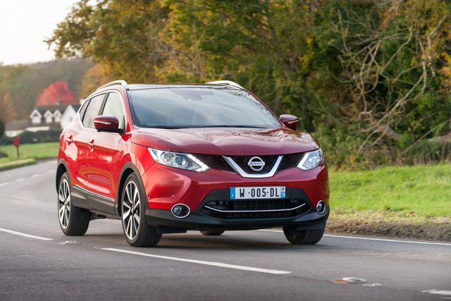 Автомобиль Nissan Qashqai по-прежнему сохраняет свою "гламурную" стилистику