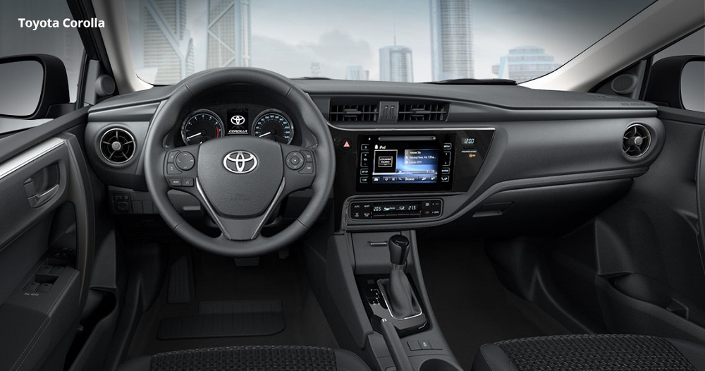 Салон Toyota Corolla изнутри