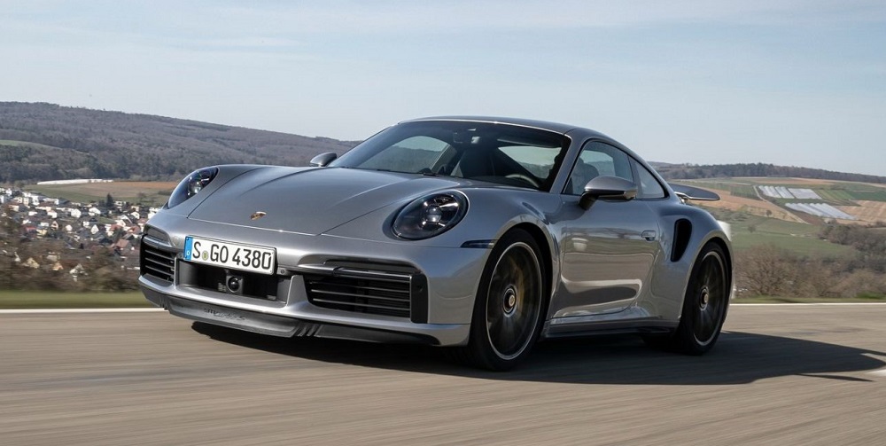 Автомобиль Porsche 911 Turbo S