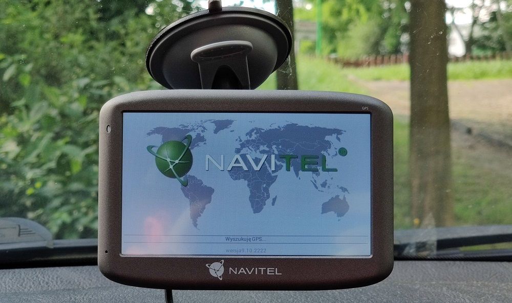 Лучший навигатор Navitel E505 Magnetic