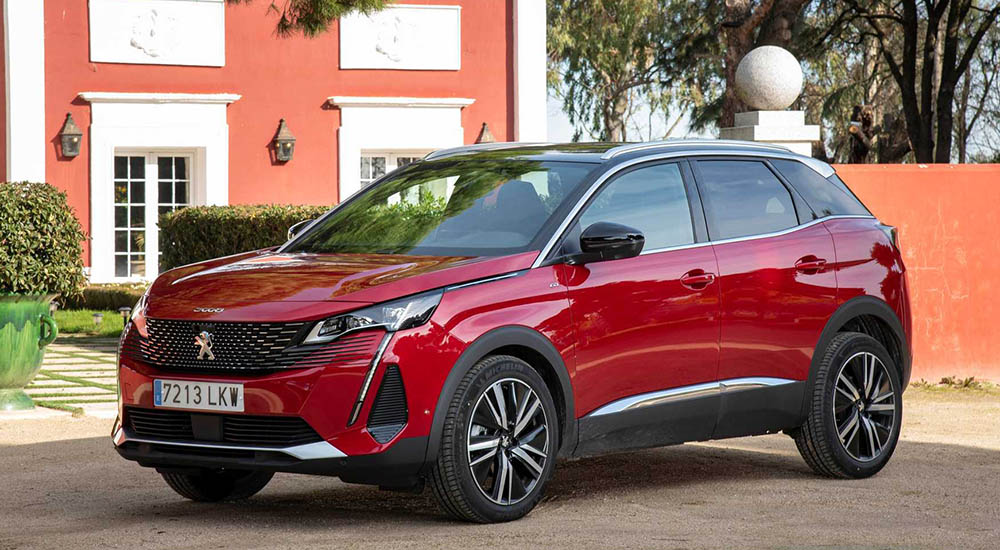 Конкурент Peugeot 3008