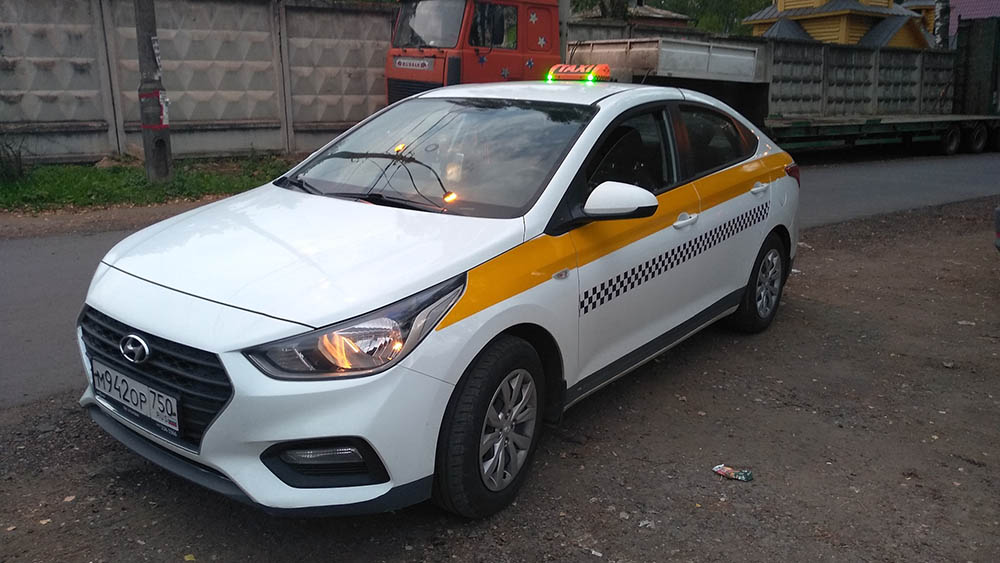 Hyundai Solaris для работы в такси