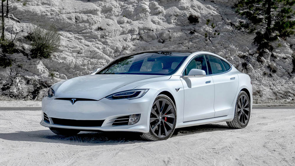 Авто Tesla Model S