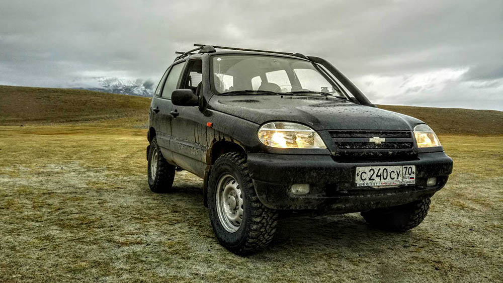 Автомобиль Chevrolet Niva