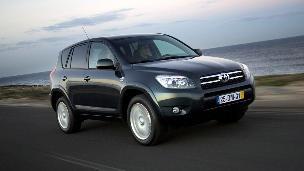 Автомобиль Toyota RAV4 III