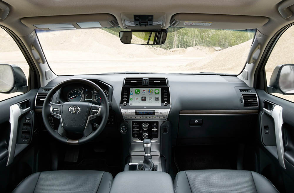 Toyota Land Cruiser Prado 150 Series внутри