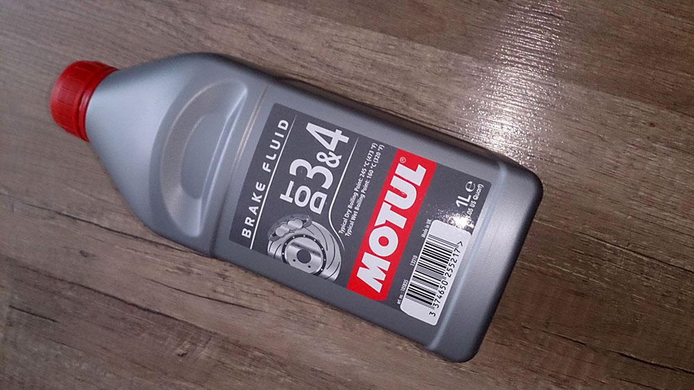 Motul DOT 3&4 Brake Fluid