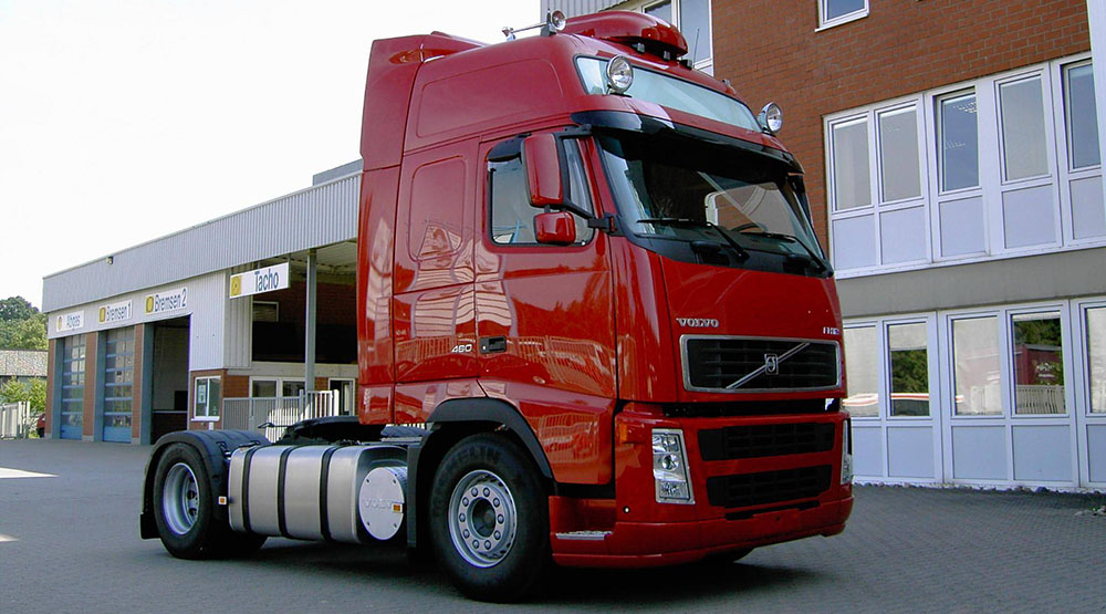 Авто Volvo FH12