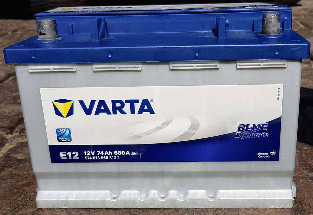 VARTA Blue Dynamic E12