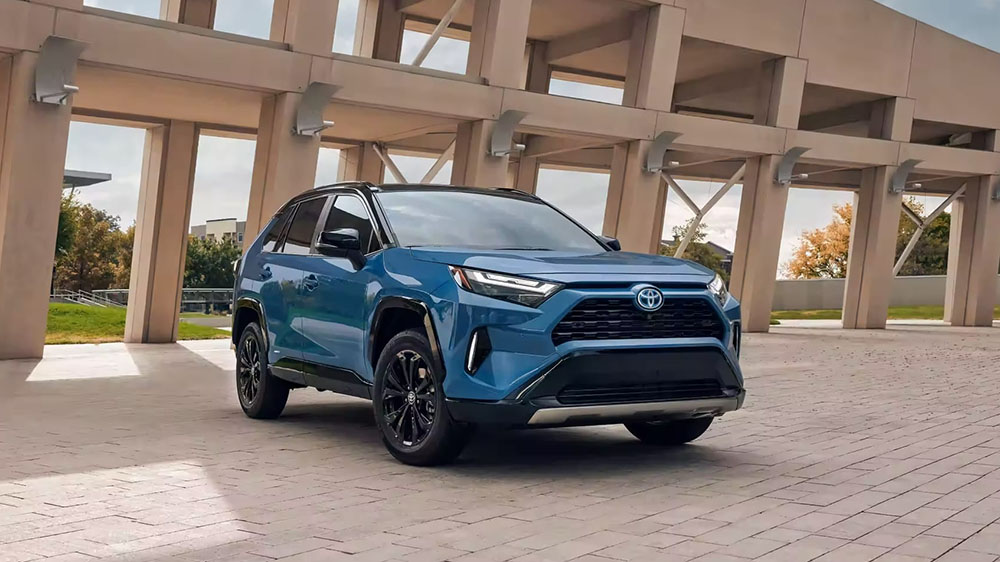 Авто TOYOTA RAV4