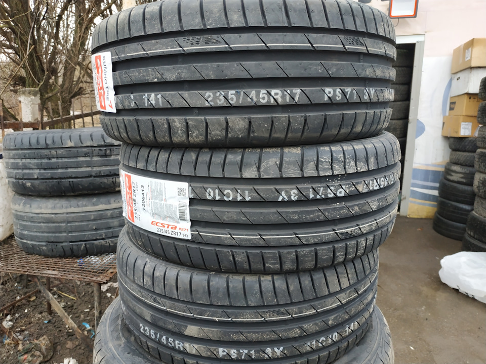 Kumho Ecsta PS71 шины для машины 